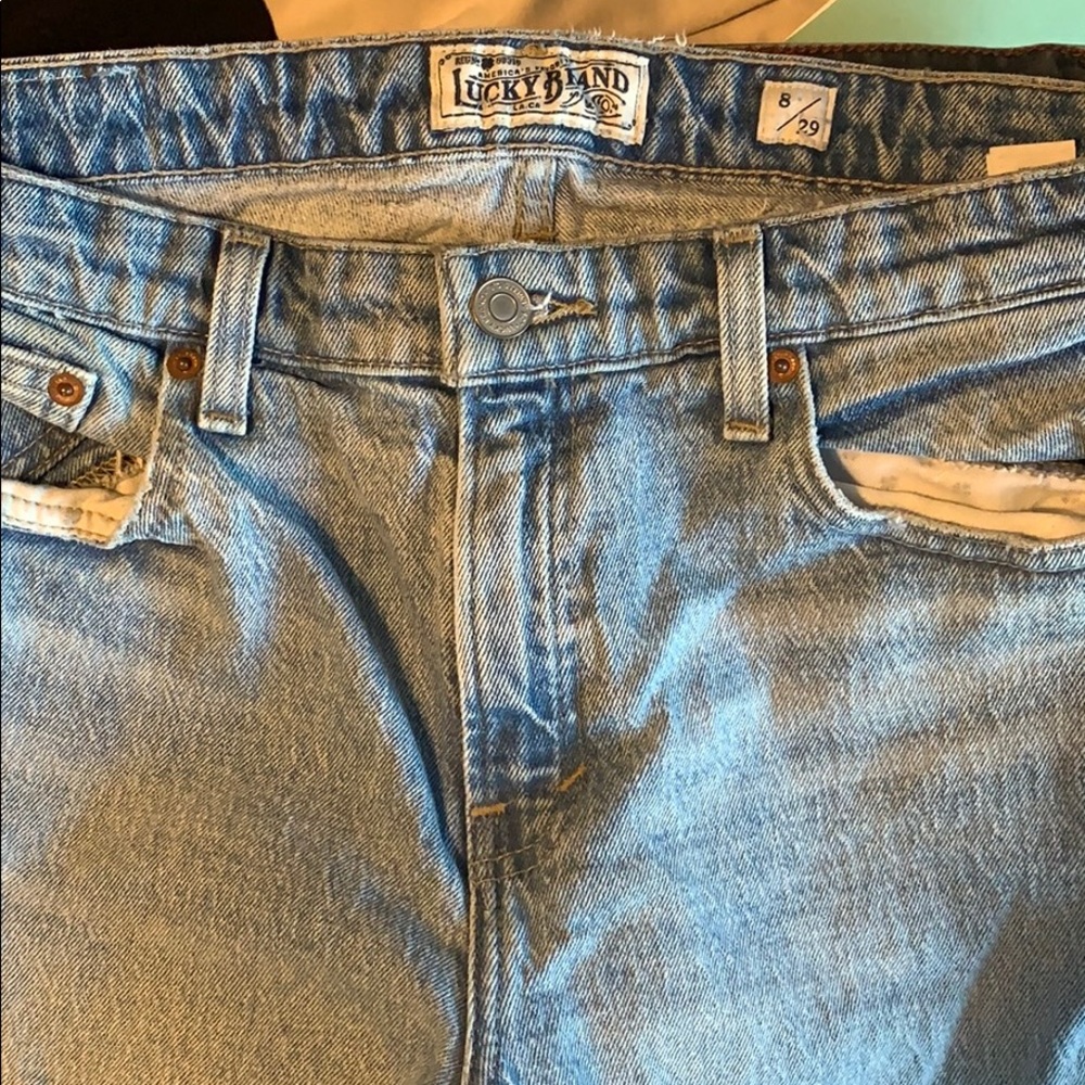 Lucky Brand 7/8 boyfriend distressed jeans